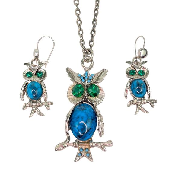 Vintage 70's Turquoise Green Silver Tone Owl Pendant Necklace and Earring Set - Picture 1 of 7